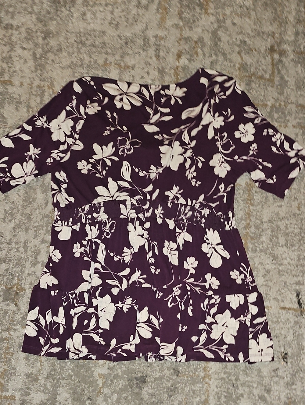 Torrid Tie Front Short Sleeve Babydoll Peplum Top- Plum Floral 1X - Picture 10 of 10